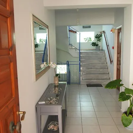 Ionion Apartament *